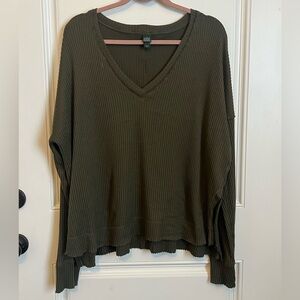 Olive green v-neck long sleeve sweater